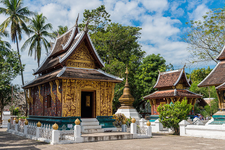 LA163317-Luang-Prabang---Vat-Xieng-Thong.jpg